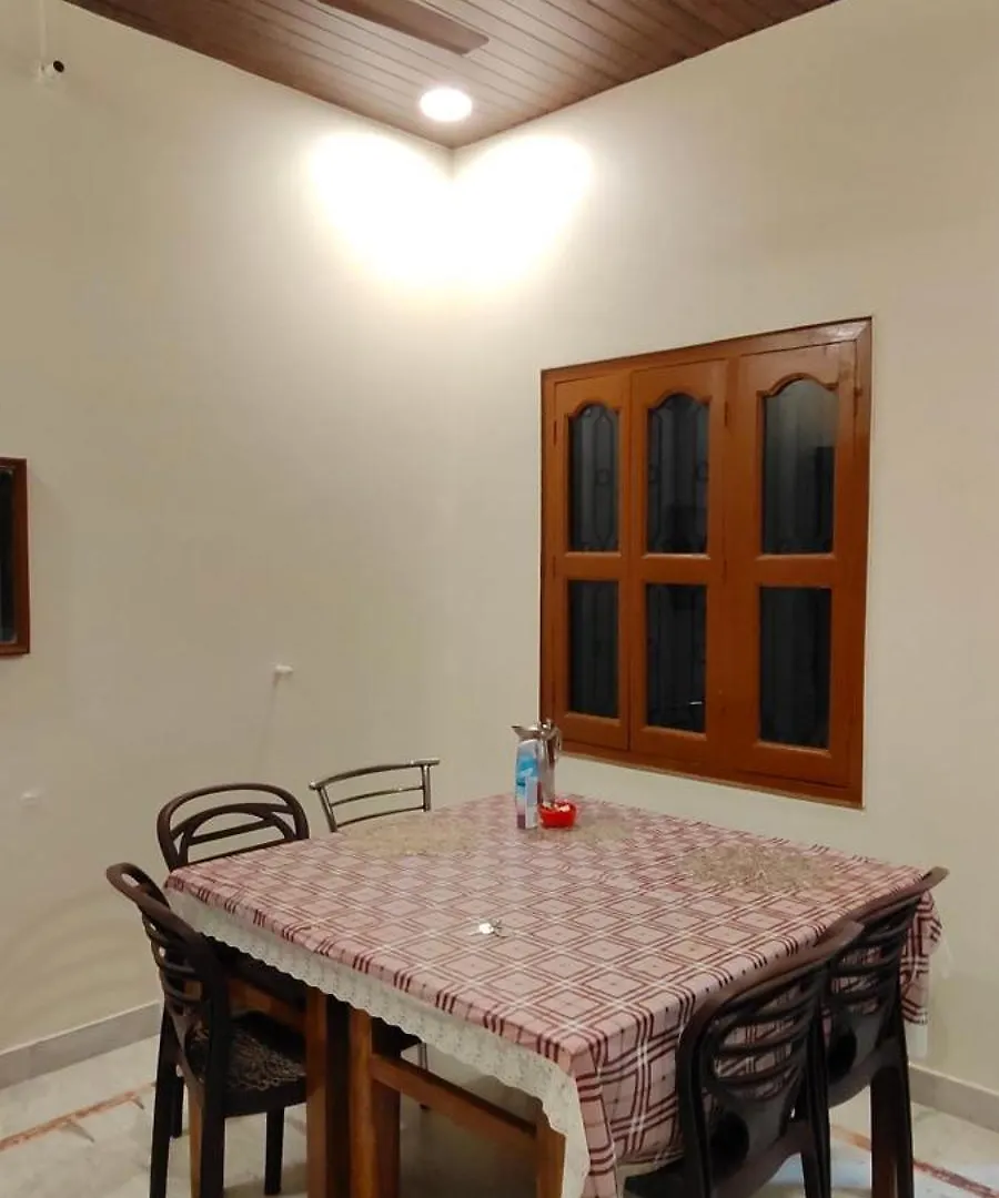 Appartamento Kashivas - 2Bhk Near Assi Ghat India