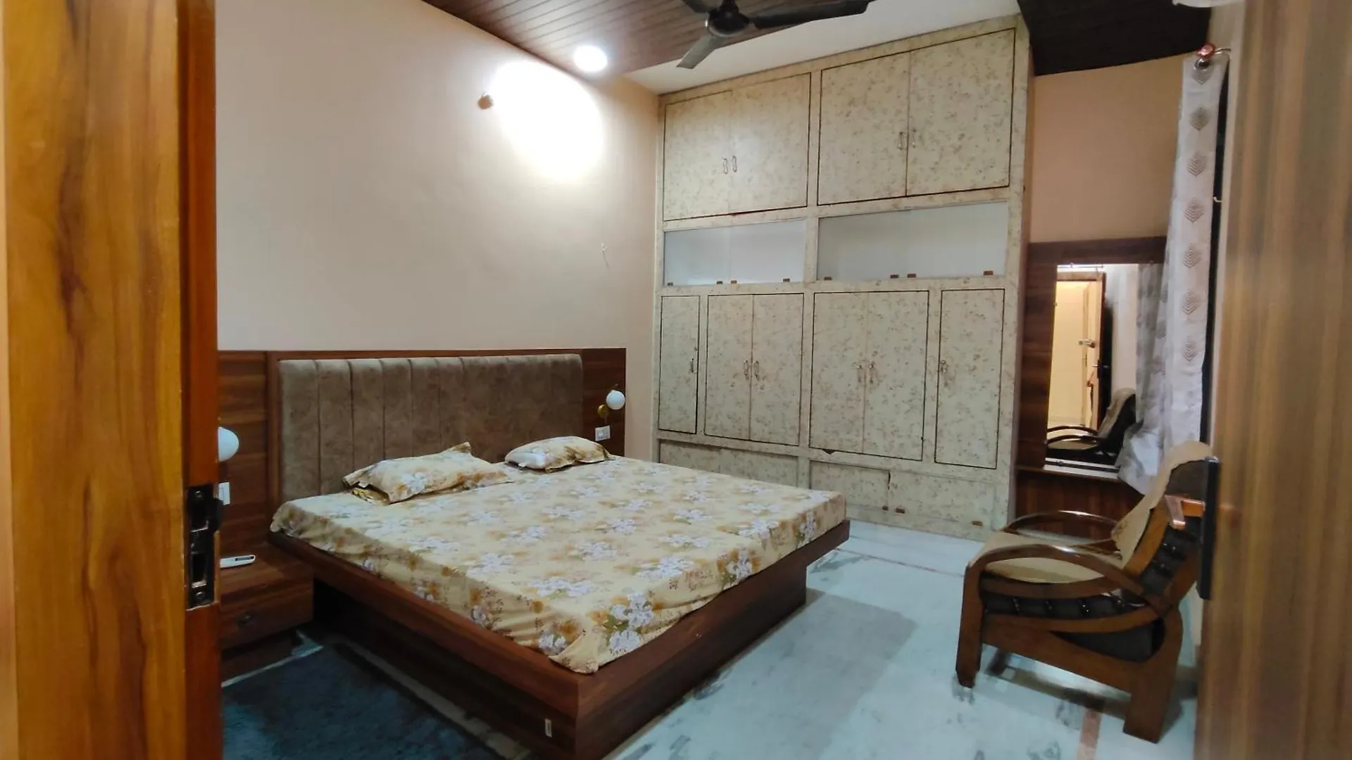 Kashivas - 2Bhk Near Assi Ghat Appartamento
