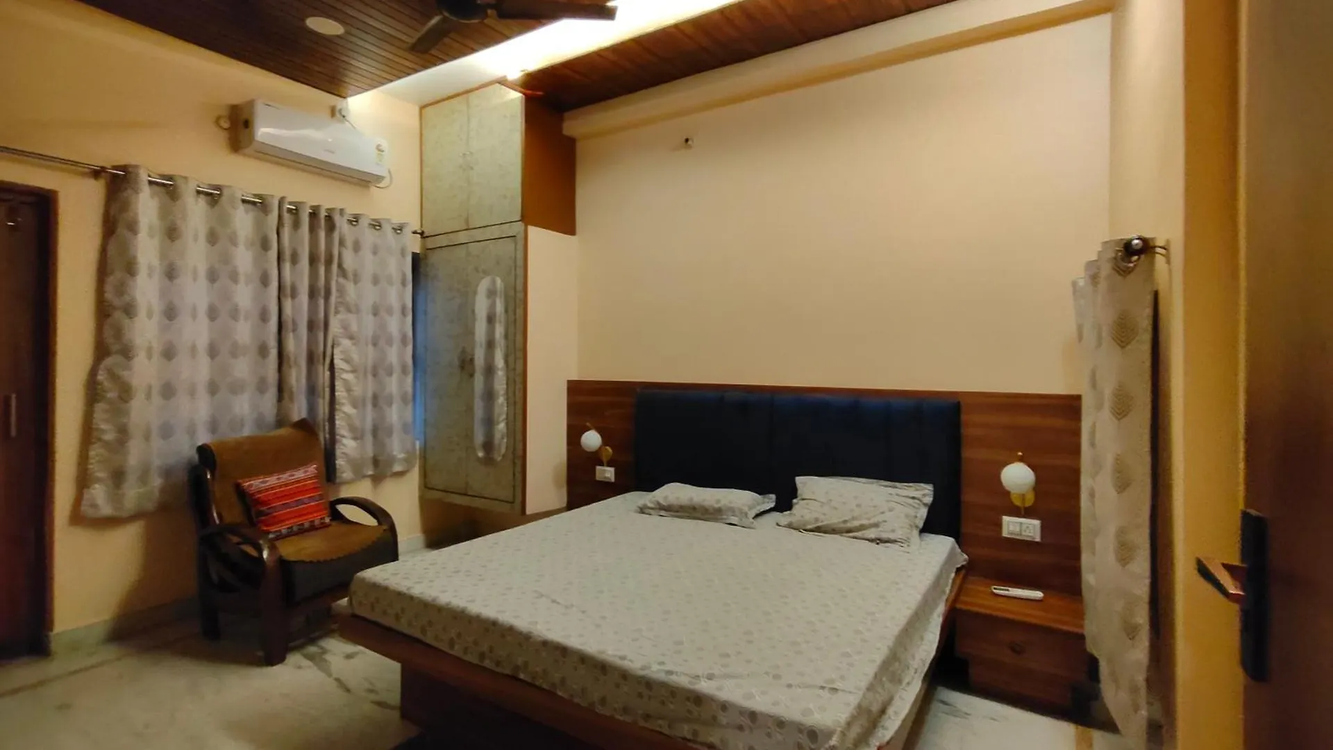 Kashivas - 2Bhk Near Assi Ghat